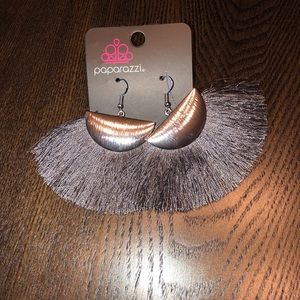 A brand new set of earrings